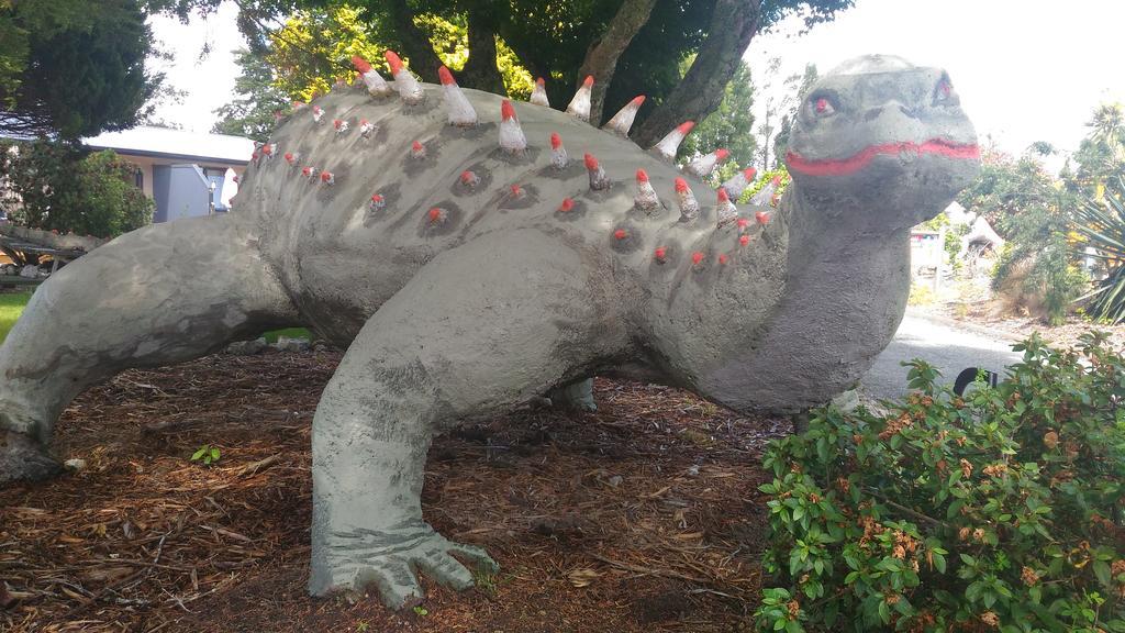 ホテル オール シーズンズ ホリデイ パーク ロトルア エクステリア 写真